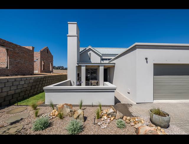 2 BEDROOM HOUSE FOR SALE IN HARTLAND LIFESTYLE ESTATE